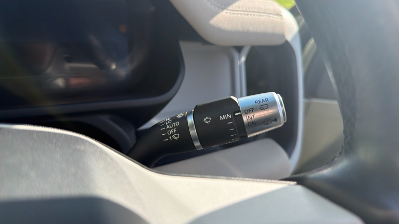 Land Rover Defender 2.0 D240 First Edition 110 5dr Auto Diesel Estate